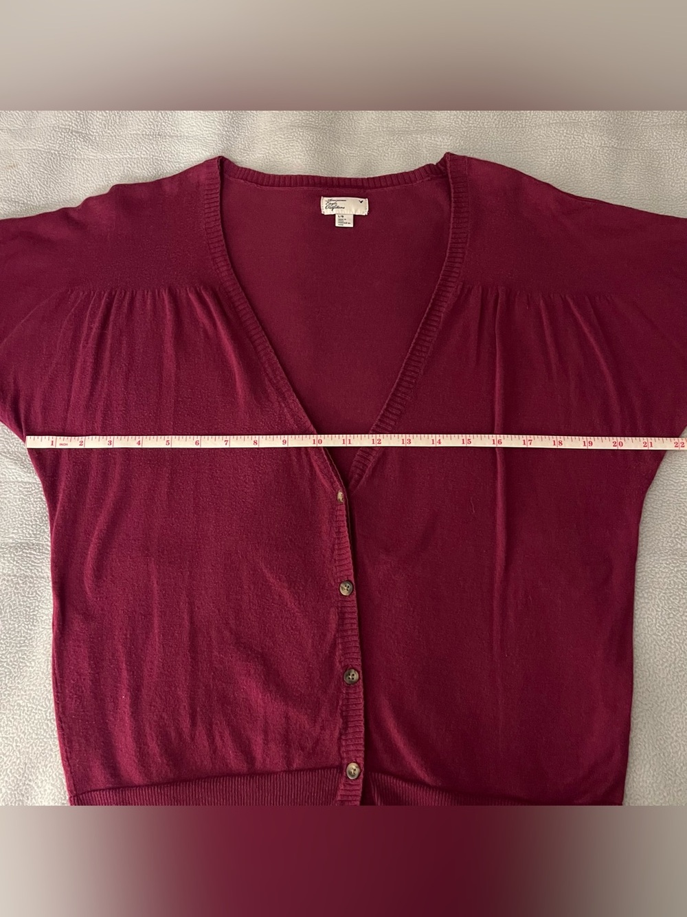 American Eagle Outfitters Burgundy Short Sleeve Button Down cardigan. - Picture 4 of 5